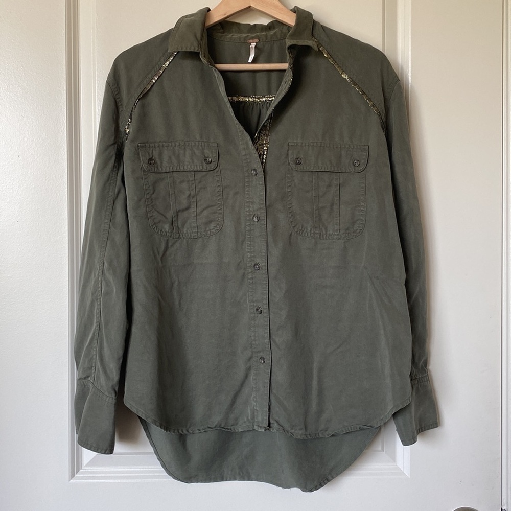 FREE People Women's Moss Off Campus Button Down Shirt Small - Picture 3 of 10